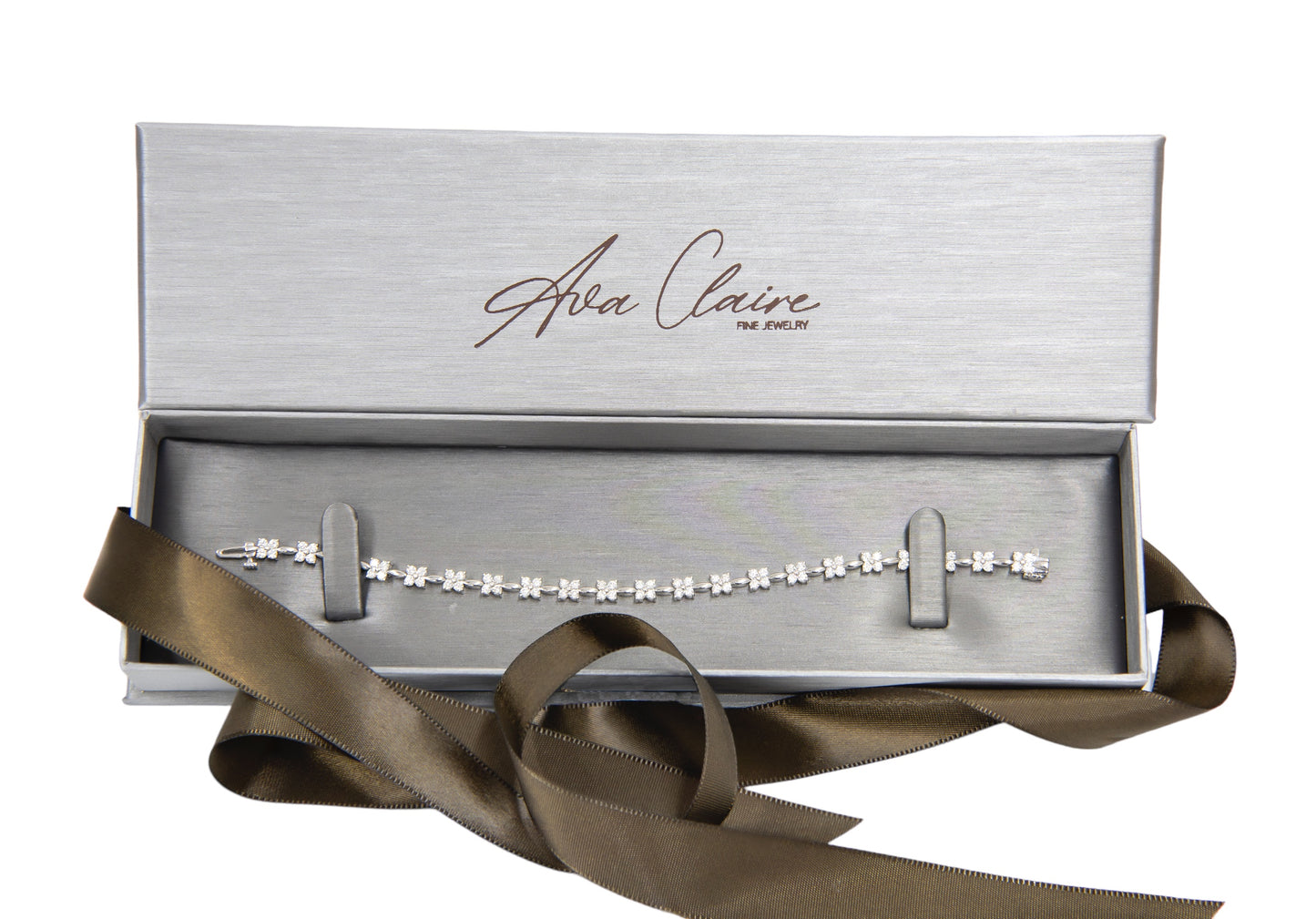 Four Petal Diamond Bracelet 3.02ct